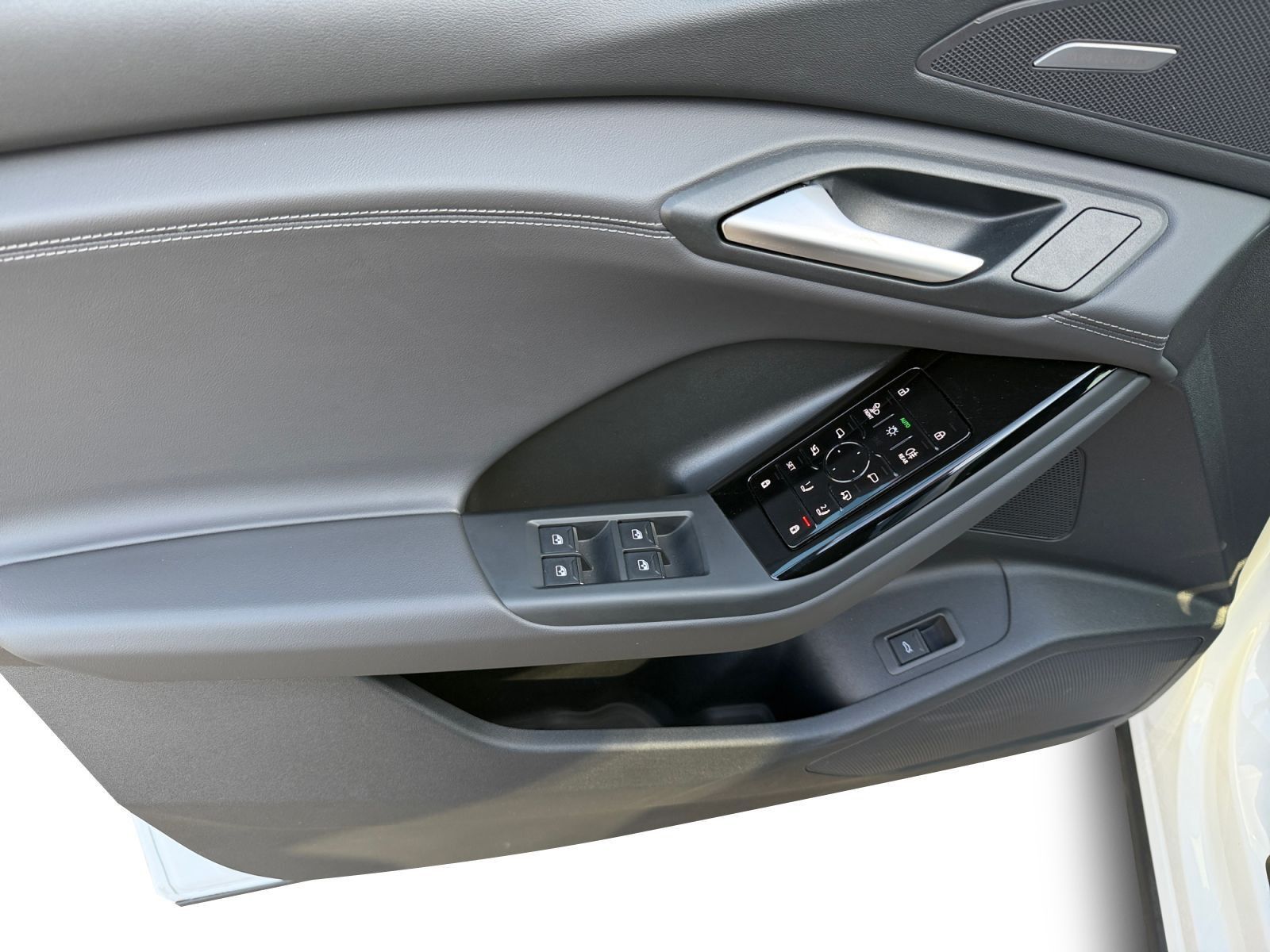 Audi SQ6 e-tron - Bild 16