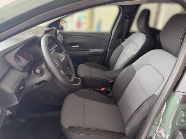 Fahrzeugabbildung Dacia Jogger Extreme 1.0 TCe 110 EU6e 7-Sitzer Navi Ka