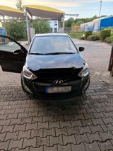 Hyundai i 20 Neu TÜV - Hyundai i20 Kombi Gebrauchtwagen