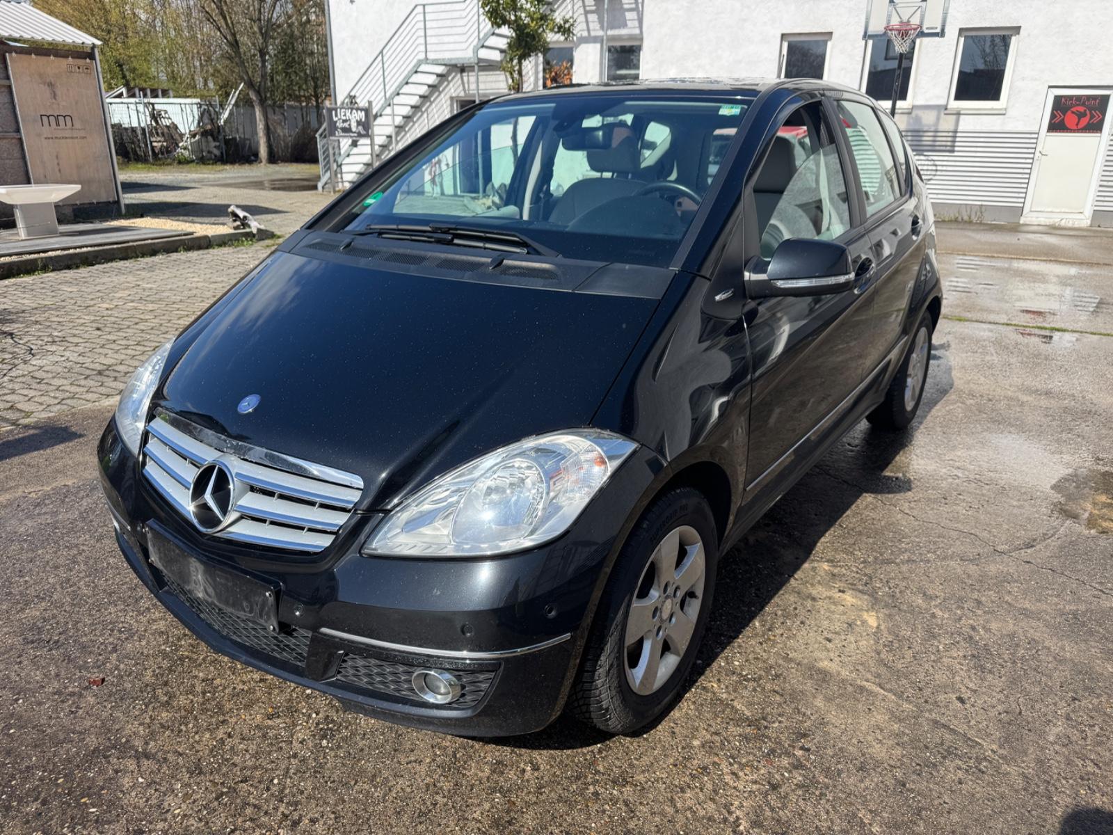 Mercedes-Benz A 180 A A 180 CDI AVANTGARDE PANO MODELLPFLEGE