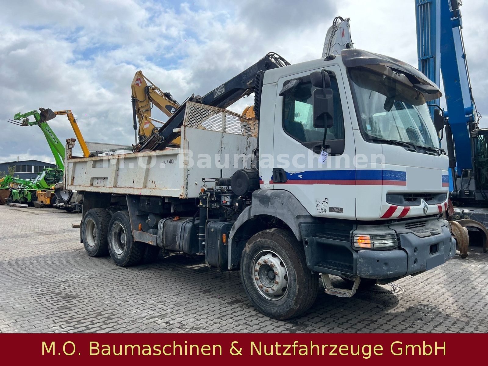 Fahrzeugabbildung Renault Kerax 320  dci/ AC / 6x4 / Hiab Kran / Bordmatik