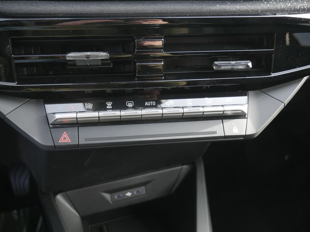 Fahrzeugabbildung Renault Clio Techno TCe 115
