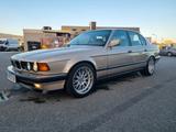 BMW E32 740i V8 - BMW 740 aus 1994: 740i