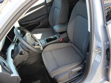 Volkswagen Golf VIII TSI Life Panoramad.