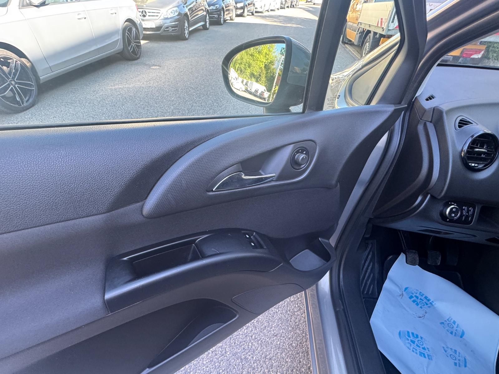Opel Meriva 2015 — photo 7