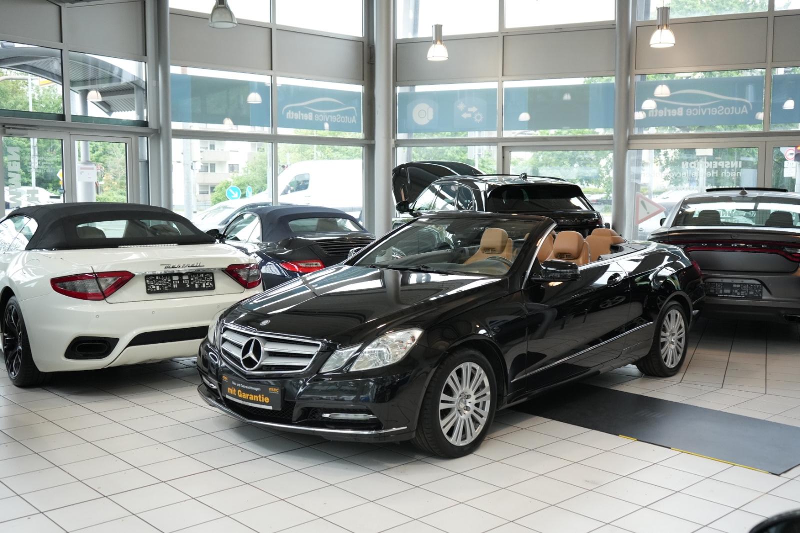 Mercedes-Benz E 220 E Cabrio E 220 CDI BlueEfficiency *1.Hand