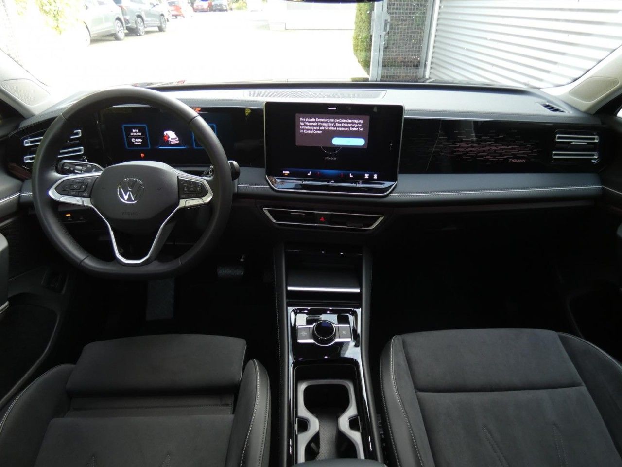 Volkswagen Tiguan 1.5 eTSI DSG Elegance LED-Matrix Navi AHK foto 11
