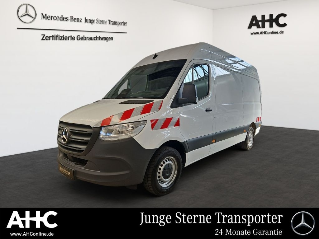 Image of Mercedes-Benz Sprinter