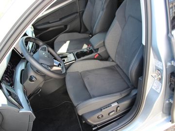 Volkswagen Golf VIII Variant 1.5 eTSI Style DSG Matrix LED
