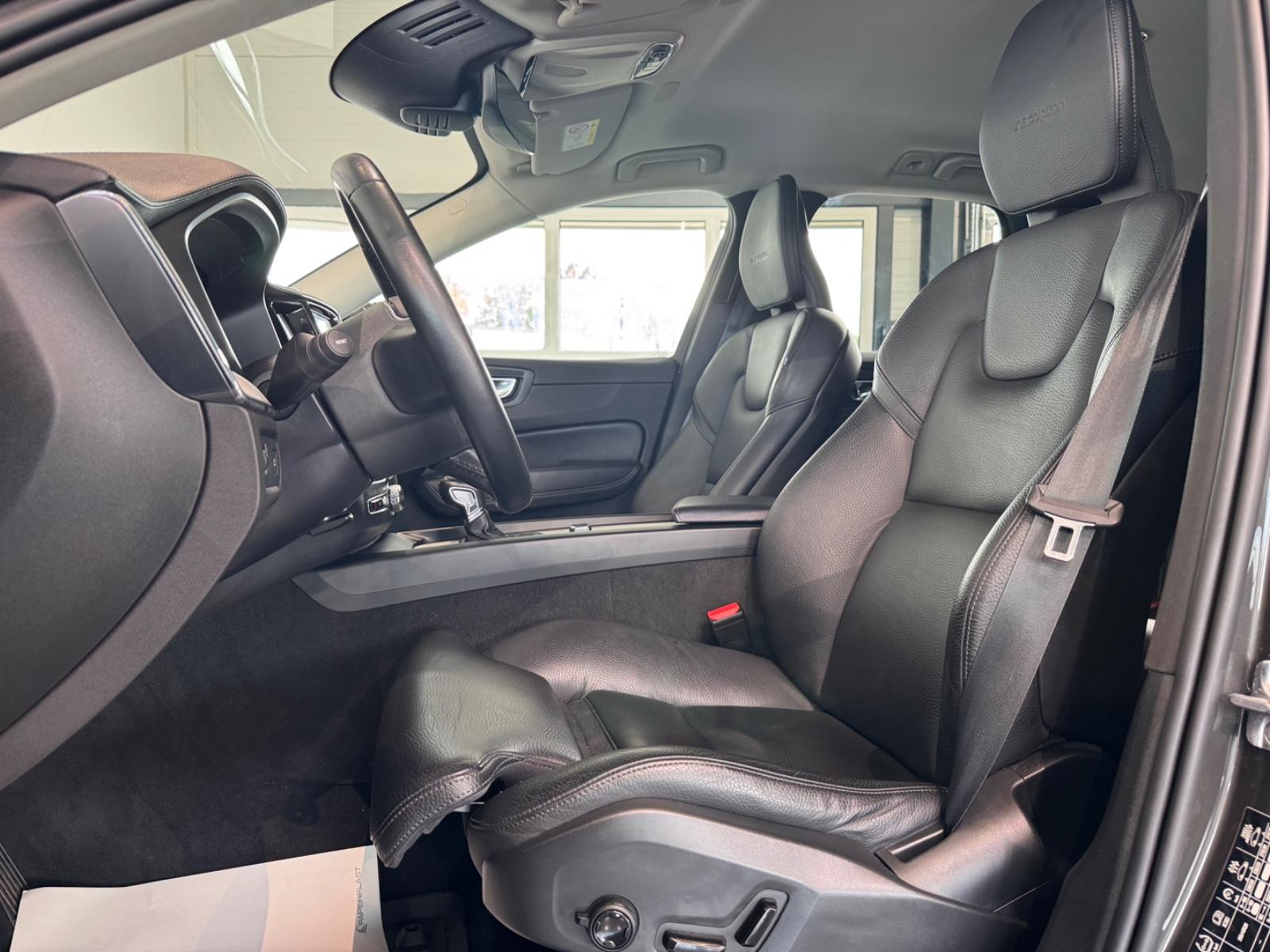 Volvo XC 60 Inscription 2WD*DIGITAL*LED*LEDER*MEMORY*