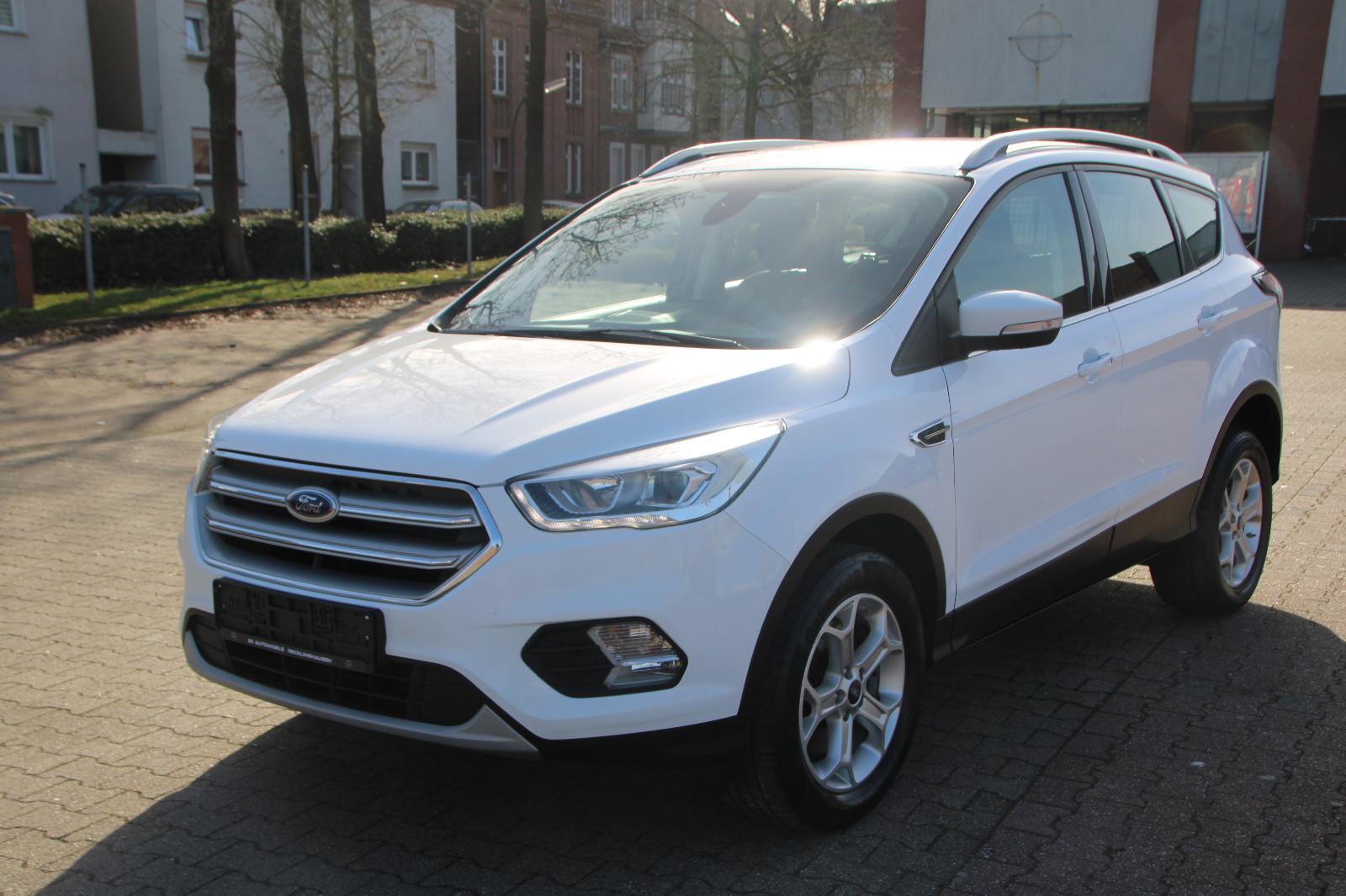 Ford Kuga Cool&Connect Navi Tempomat Klima CarPlay
