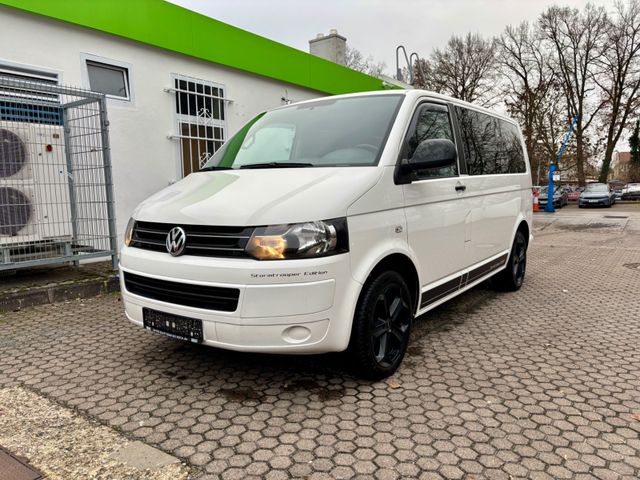 Volkswagen T5 Transporter Bus Multivan