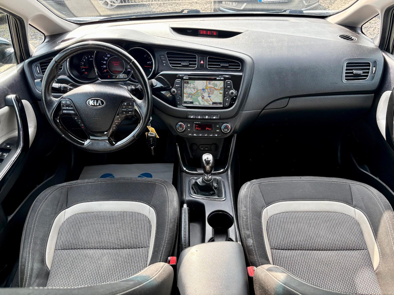 Kia cee'd Sportswagon 1.6 CRDi Navi AHK Kamera 2.HD