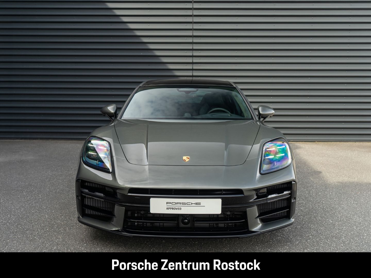 Porsche Panamera GTS InnoDrive HA-Lenkung Standheizung imagem 2