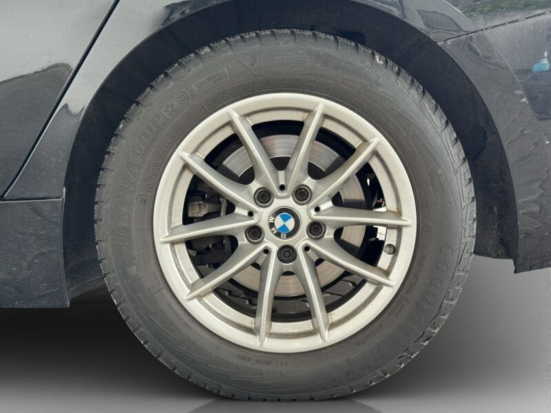 BMW 318i Tour. Navi.LED.Sport-Lr.PDCvo+hi.Sitzheizun foto 11