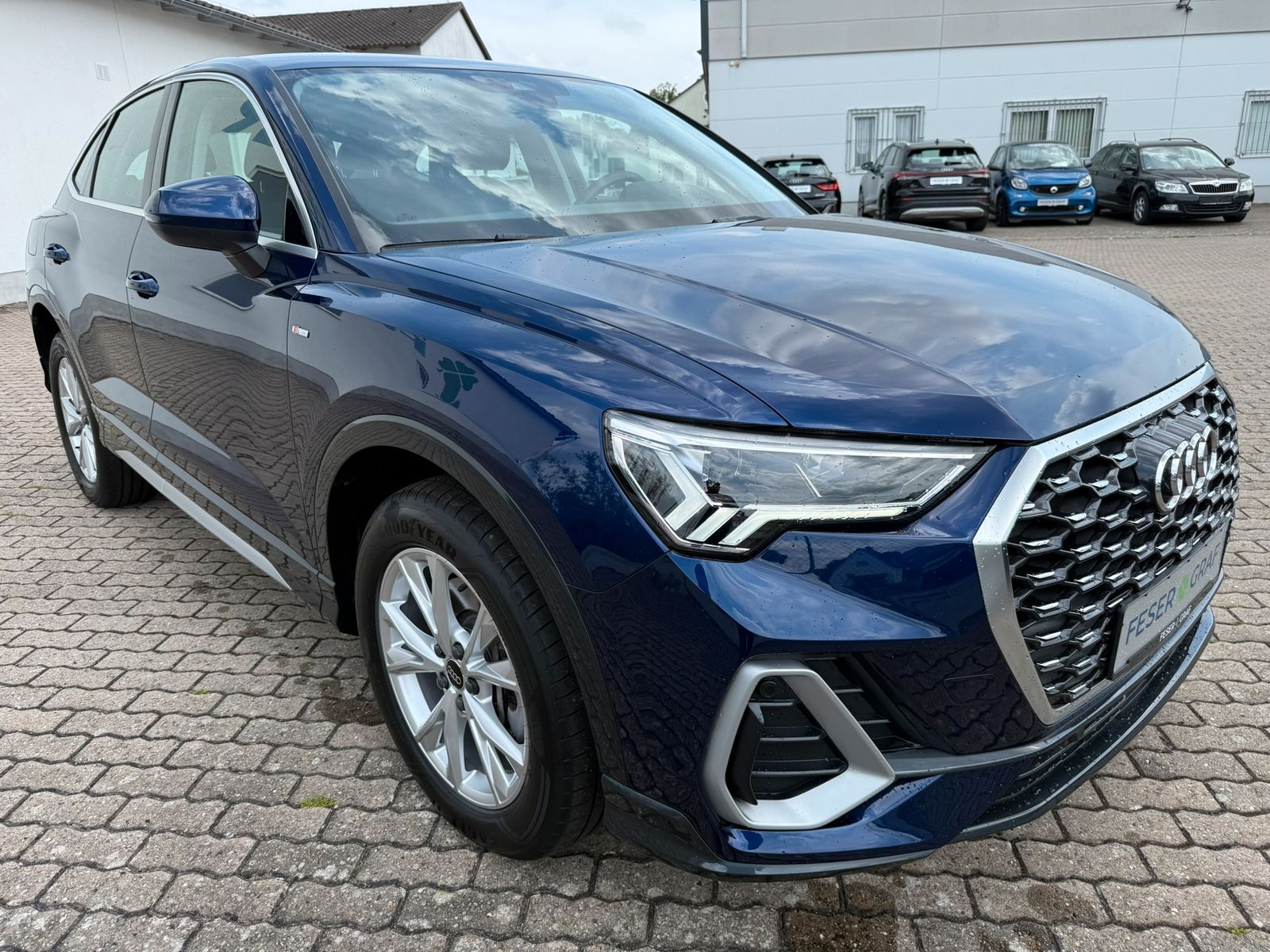 Audi Q3 Spb. S line 45 TFSIe ACC eHECK LED NAVI foto 4