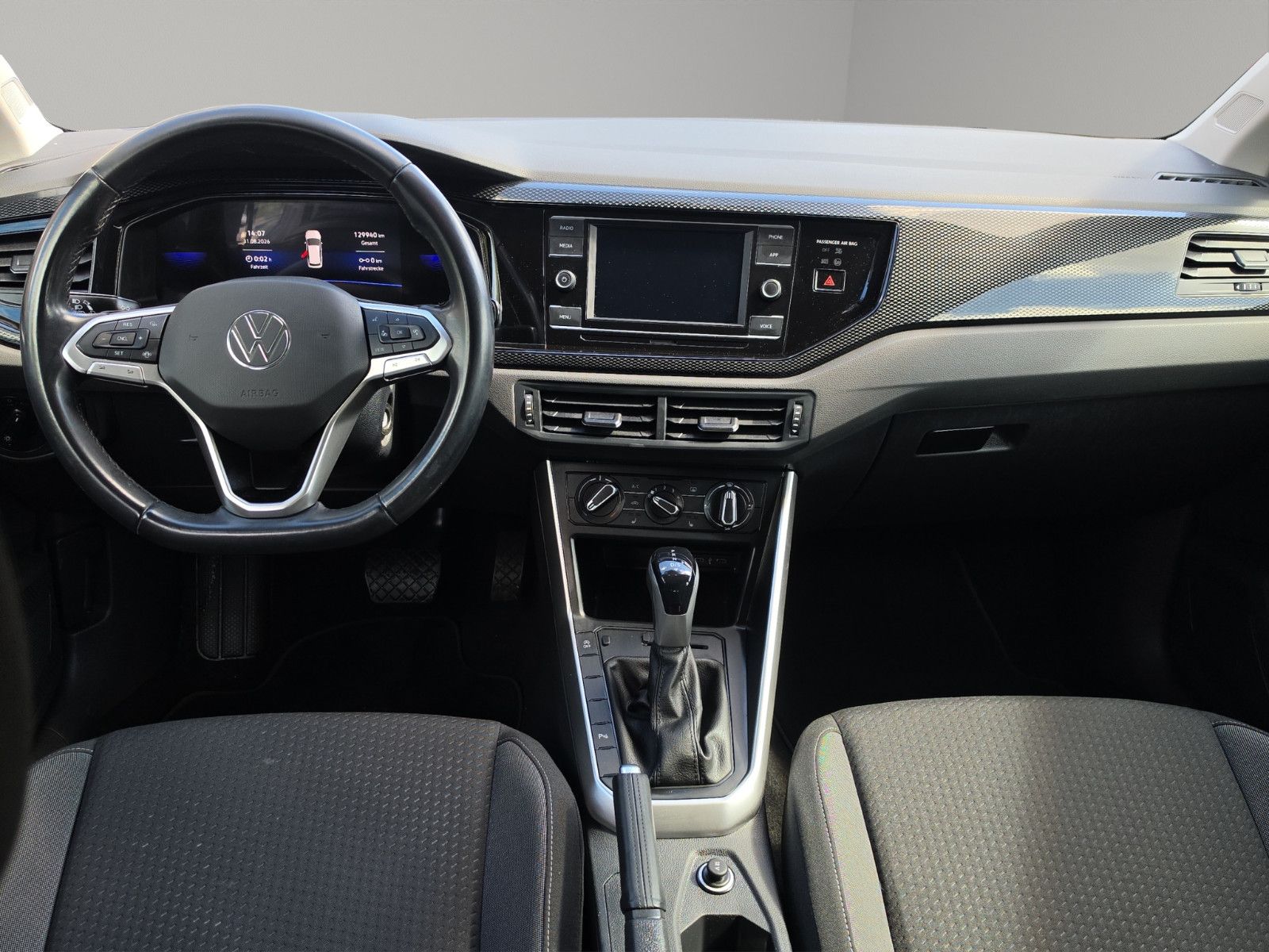 Fahrzeugabbildung Volkswagen Polo VI Life AUS 1.HAND AUTOMATIK DIGAL TACHO