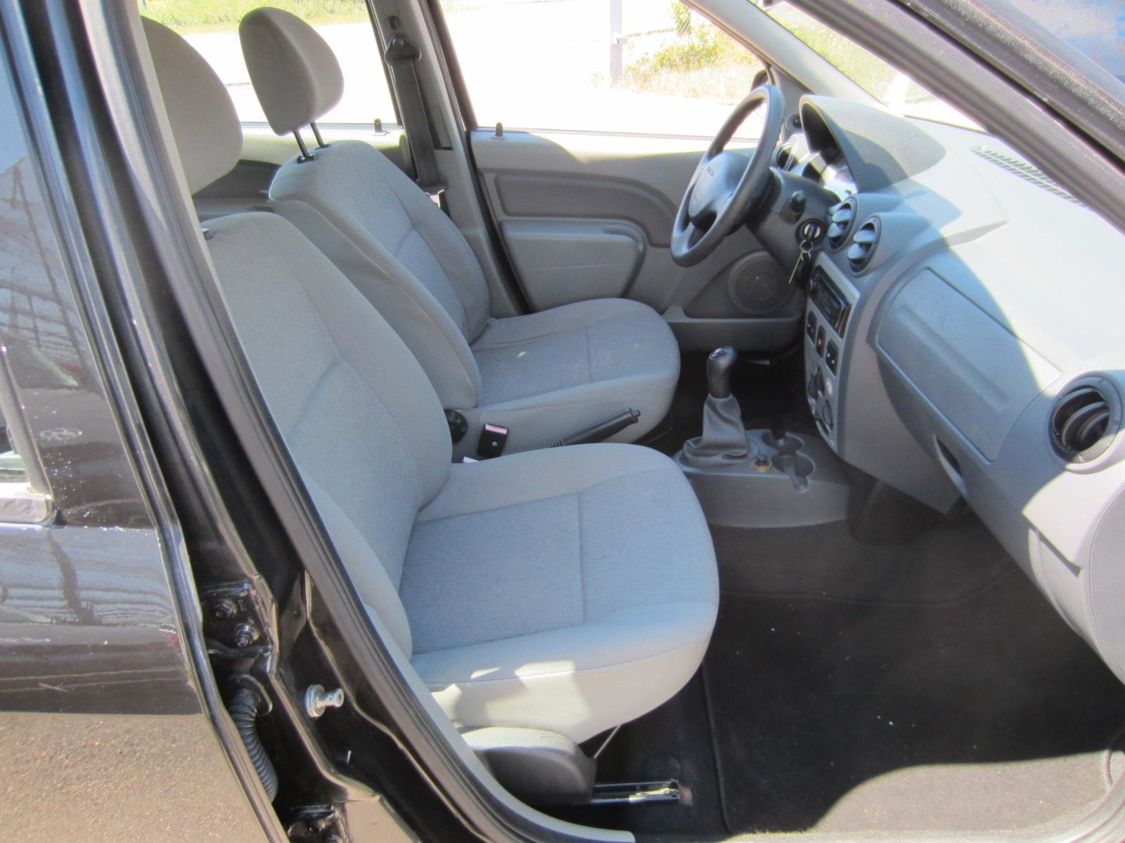 Dacia Logan 2010 — photo 6