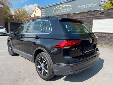 Volkswagen Tiguan - 3