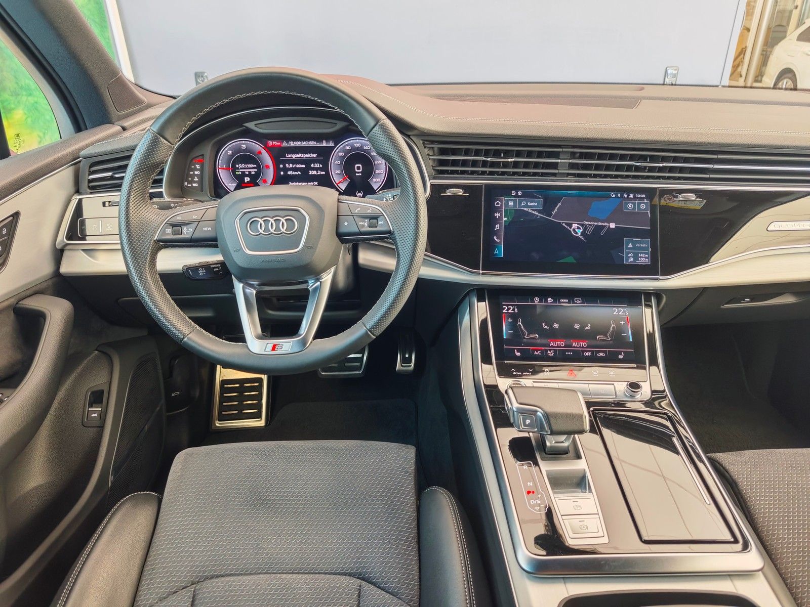 Fahrzeugabbildung Audi Q7 45 TDI quattro S line MATRIX AHK LR ACC NAVI