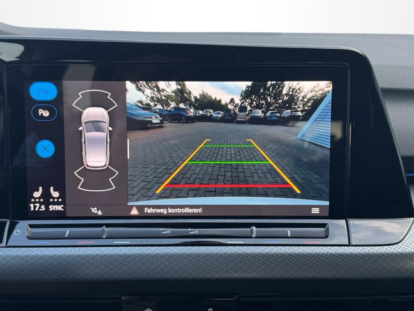 Golf VIII 1.5 TSI "ACTIVE" *LED+*NAVI*STDHZG*