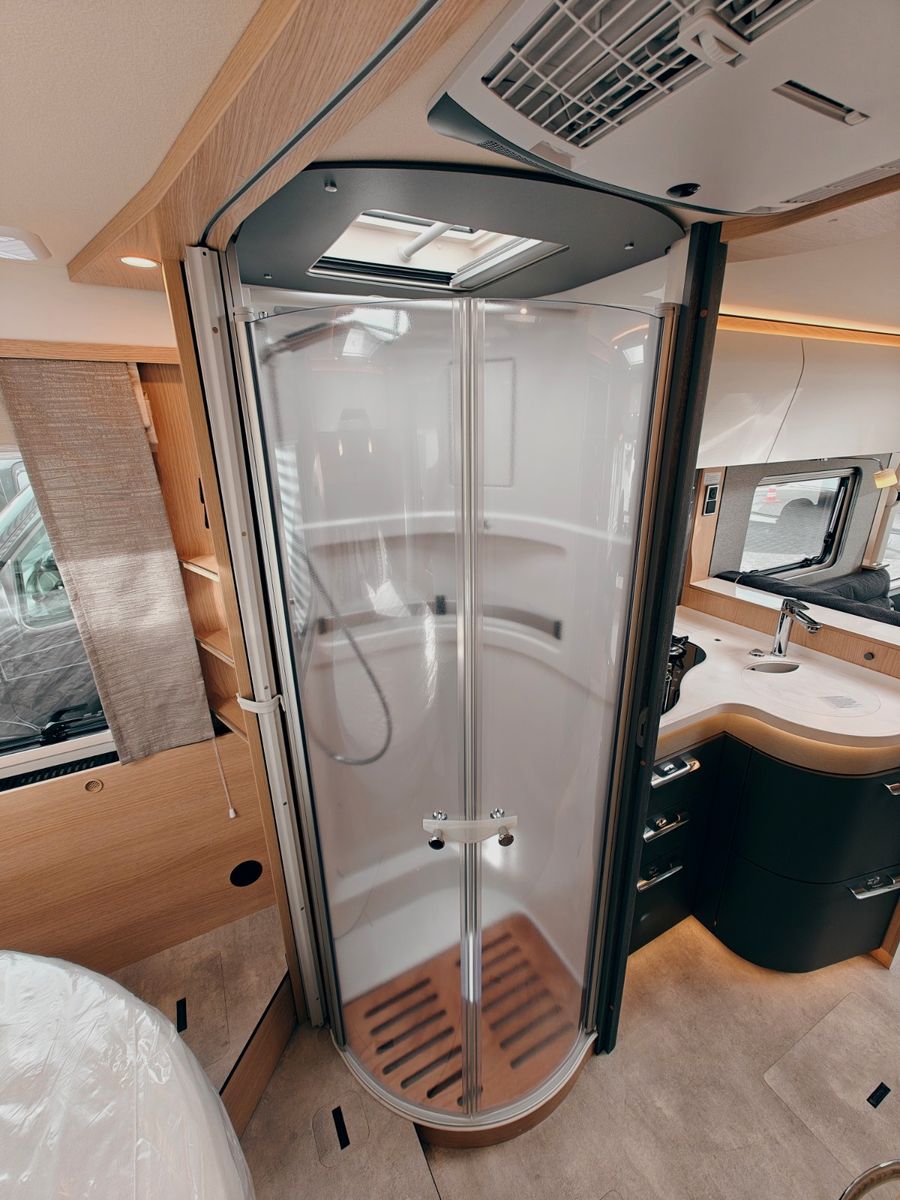 Fahrzeugabbildung HYMER / ERIBA / HYMERCAR B-KLASSE ML I 790 BLACKLINE