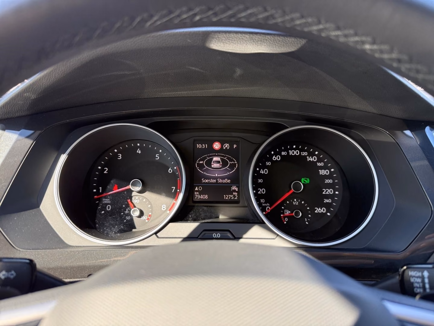 Volkswagen Tiguan Active 1.5 TSI StandHZG AHK-klappbar Navi, миниатюра 18