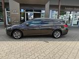 Hyundai i40 Kombi Trend 1.6 GDI AHK,Navi SHZ LenkradHZG  - Hyundai i40: Trend