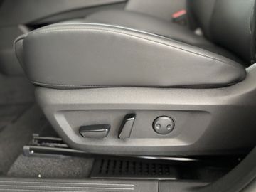 Fotografie des Nissan X-Trail 1.5 VC-T Mild-Hybrid Xtronic N-Connecta