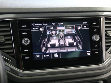 Volkswagen T-Roc 1.5TSI DSG IQ DRIVE PANORAMA KAMERA ACC