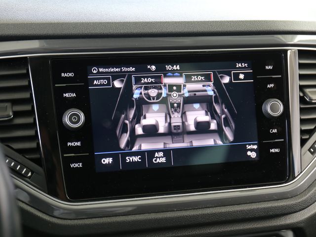 Volkswagen T-Roc 1.5TSI DSG IQ DRIVE PANORAMA KAMERA ACC