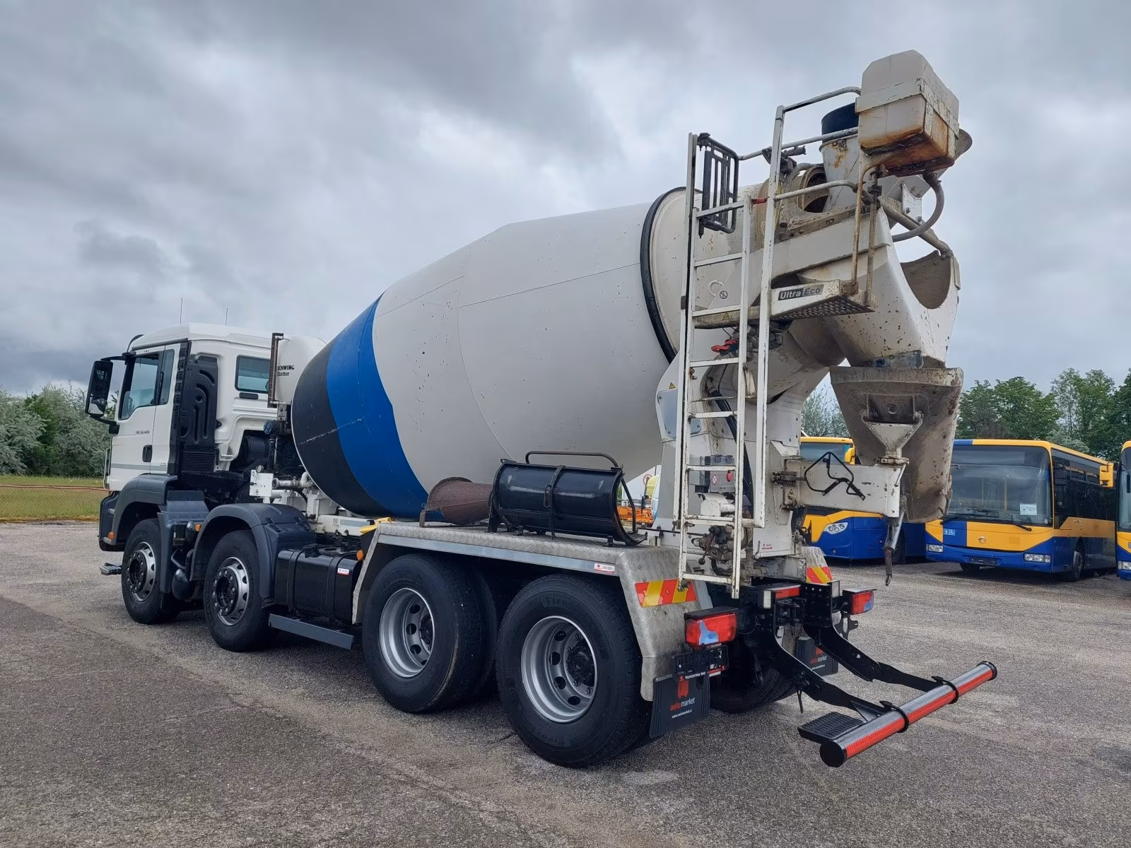 MAN TGS 32.420 BB mix Stetter 9m3 nach Servis