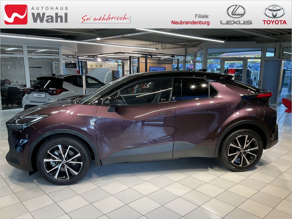 Toyota C-HR 2.0 Plug-In Hybrid FWD Team Deutschland imagem 3