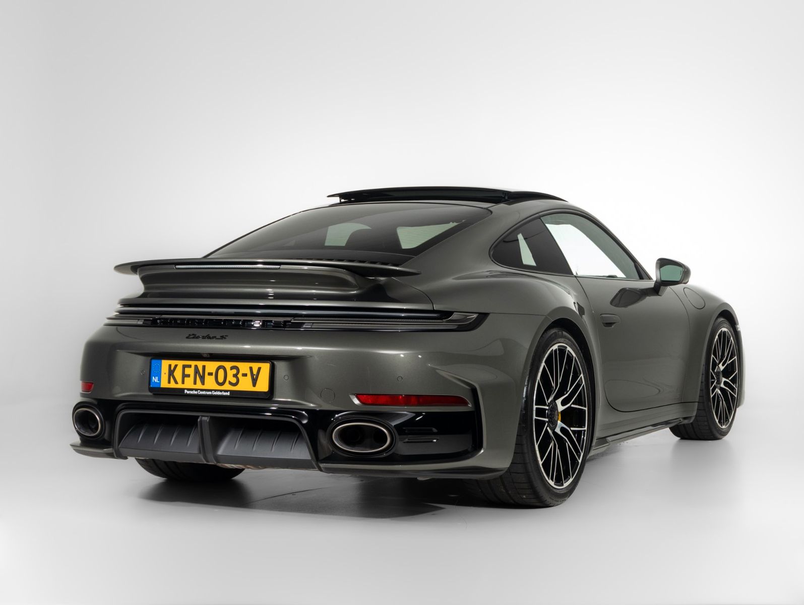 Porsche 911 Turbo S | Burmester | LIFT | InnoDrive imagem 2