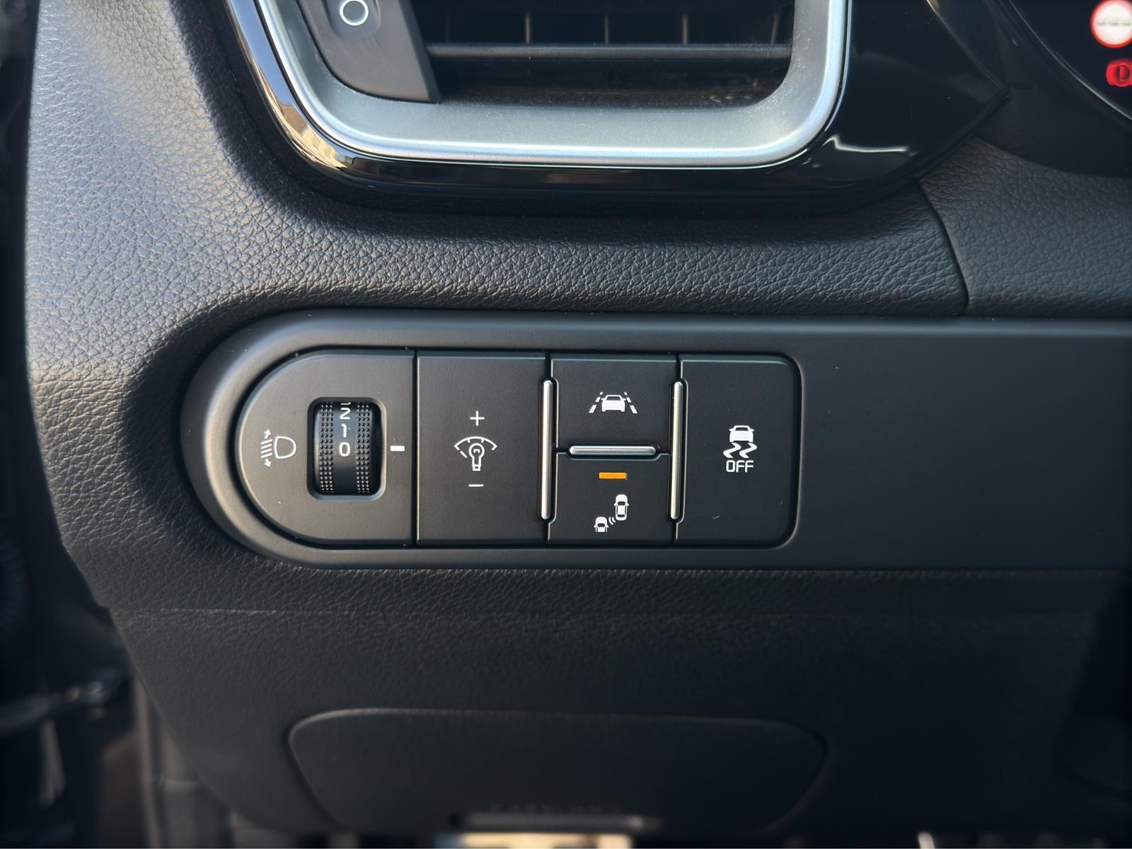 Kia CEED 1.6T GT PANO-DACH+TEIL-LEDER+NAVI+LED-LICHT
