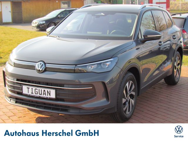 Volkswagen Tiguan 1,5 l eTSI AHK StdHzg RFK AppC LEDPlus