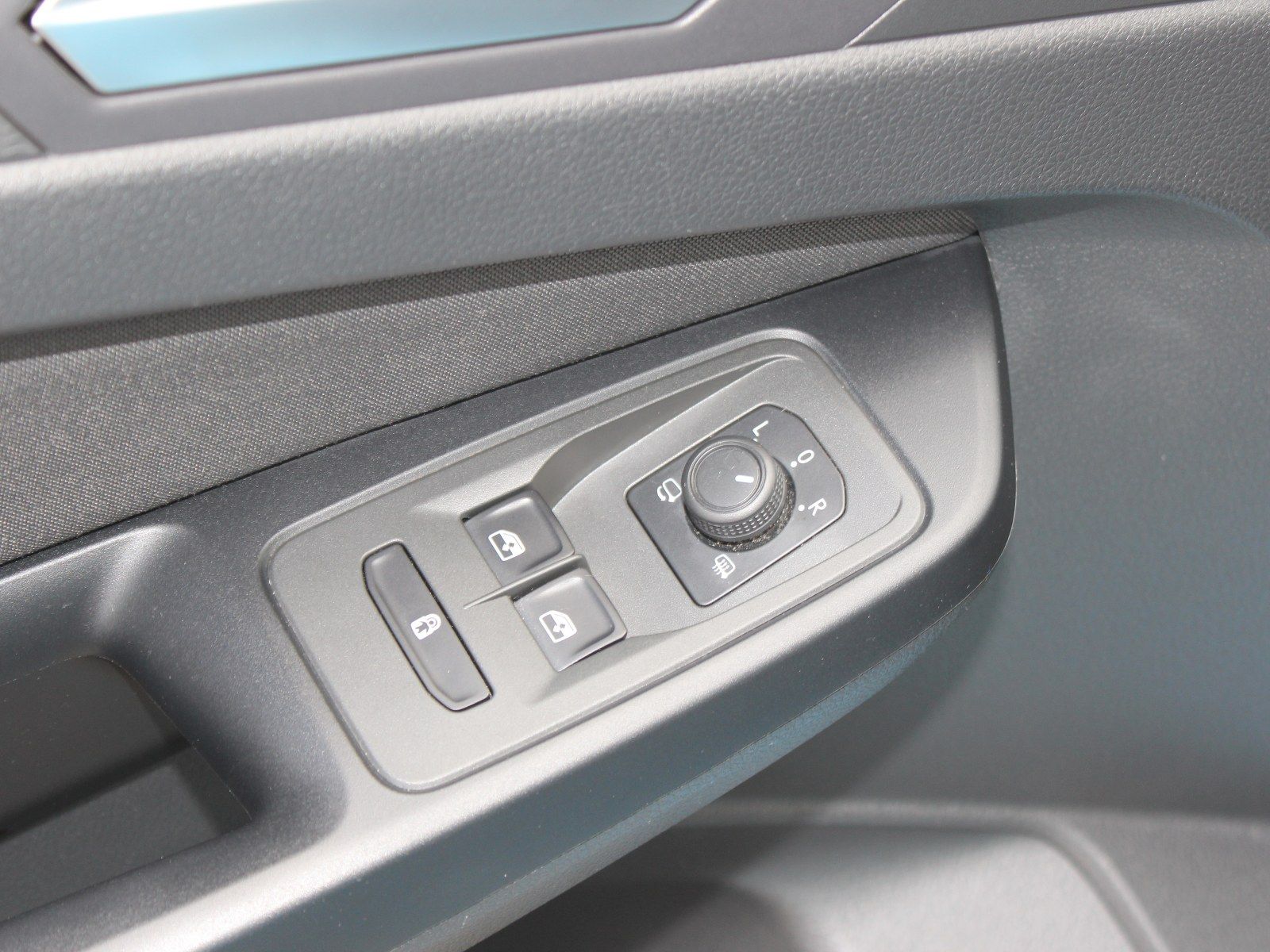 Fahrzeugabbildung Ford Grand Tourneo Connect Active 2,0 EcoBlue