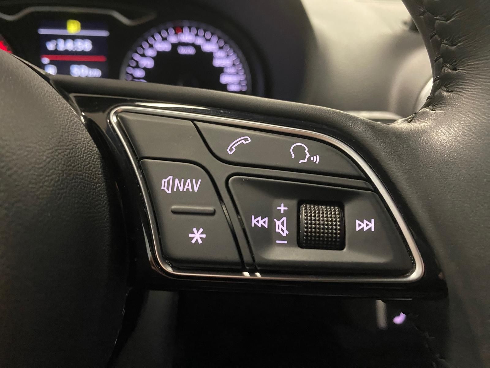 Fahrzeugabbildung Audi A3 1.5 ACT 35 TFSI SPORT NAVI+PDC+SITZHEIZ+KLIMA