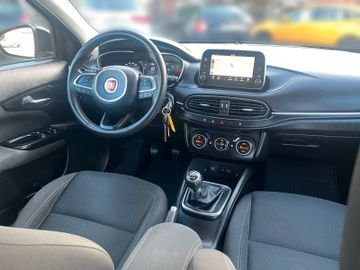 Fiat Tipo Lounge 1,4 T-Jet Lounge