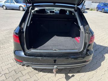 Audi A4 - 12