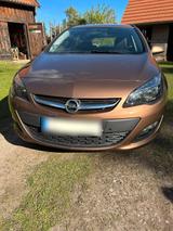 Opel Astra J Caravan 1,4 | Turbo zu verkaufen - Opel Astra: Verkaufen