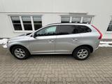 Volvo XC60 D4 AWD Geartronic Momentum GARANTIE - silberne Volvo XC60