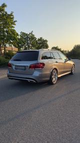 Mercedes-Benz E 400 4MATIC T-Modell - AMG Paket  - gebrauchte Mercedes-Benz E 400 aus dem Jahr 2013