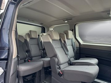 Volkswagen T7 Multivan - 7