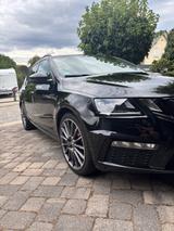 Skoda Octavia 2.0 TSI DSG RS 245 Combi RS - Skoda Octavia von privat