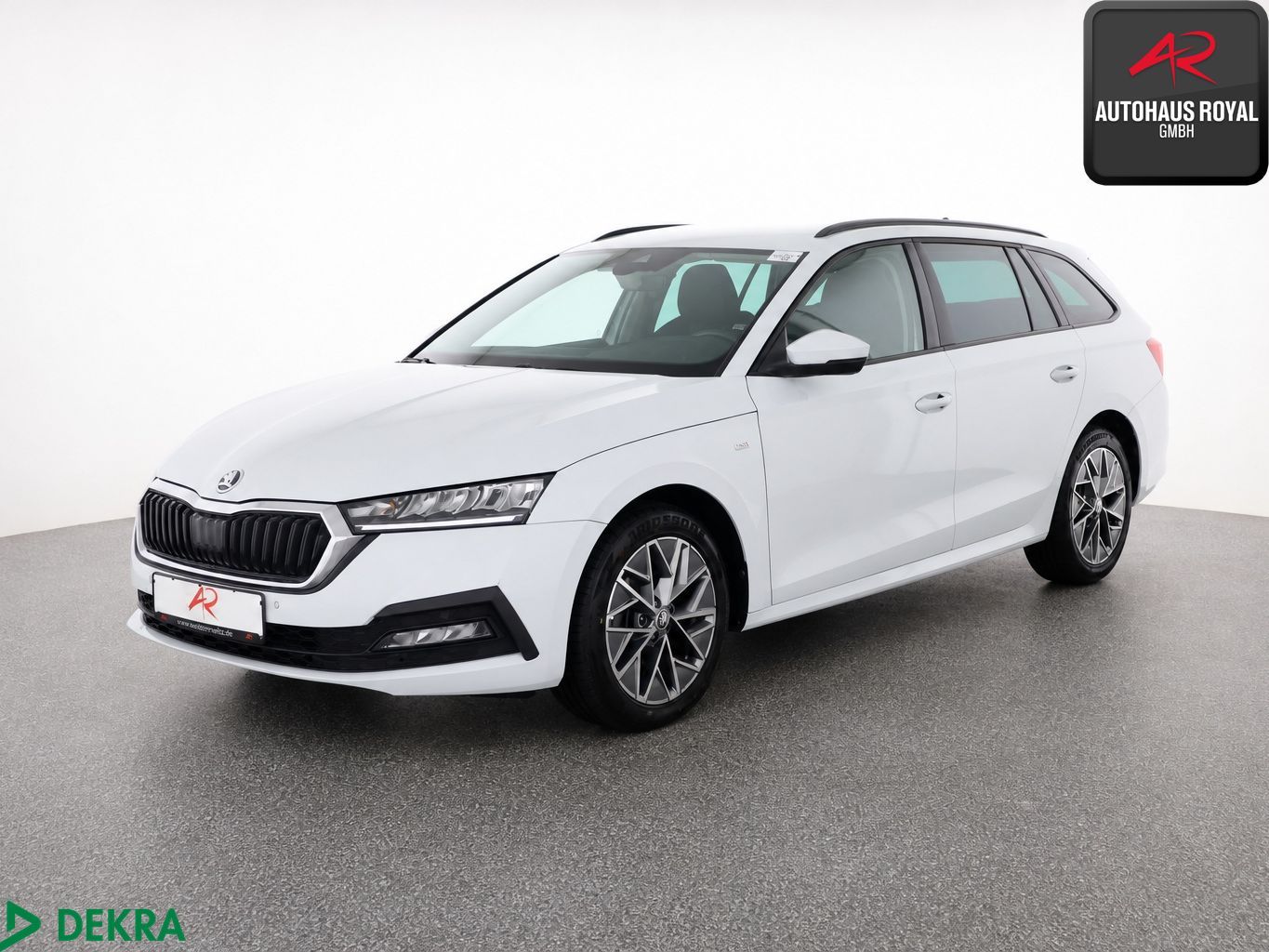 Skoda Octavia Combi 2.0 TDI STANDHZ,ACC,KEYLESS,AHK