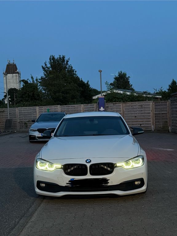 Image of BMW 320