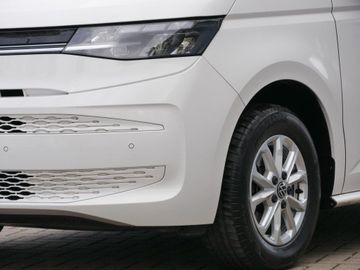 Volkswagen T7 Multivan - 7