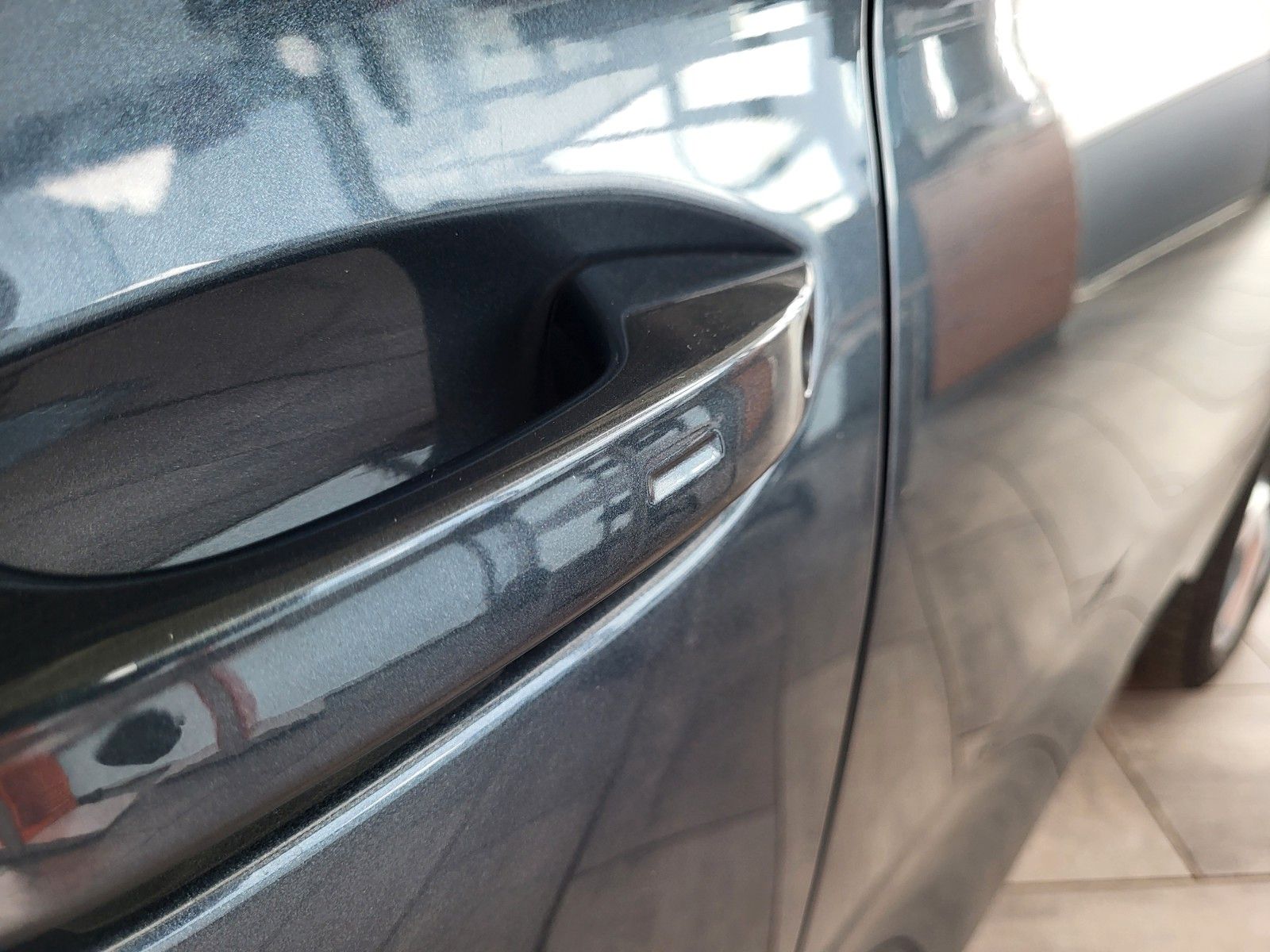 Fahrzeugabbildung SEAT Leon FR AHK/WINTER-P/LED/NAVI/KEYLESS/KAMERA