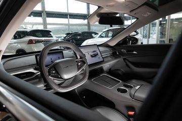 Bild 13 DFSK Andere Forthing 7 REEV Pano, Klima 360-Cam